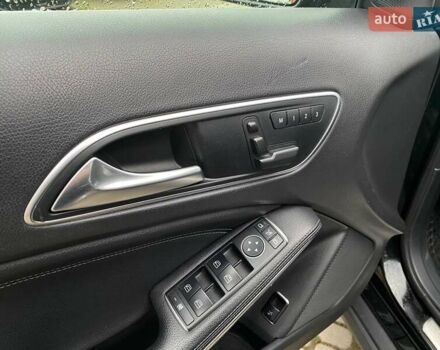 Черный Мерседес ГЛА-Класс, объемом двигателя 1.99 л и пробегом 76 тыс. км за 16500 $, фото 11 на Automoto.ua