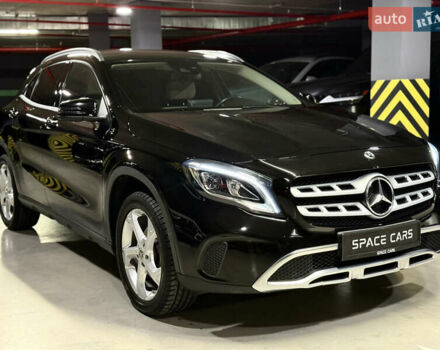 Черный Мерседес ГЛА-Класс, объемом двигателя 1.6 л и пробегом 61 тыс. км за 23800 $, фото 8 на Automoto.ua