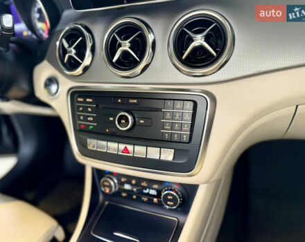 Черный Мерседес ГЛА-Класс, объемом двигателя 1.6 л и пробегом 61 тыс. км за 23800 $, фото 35 на Automoto.ua