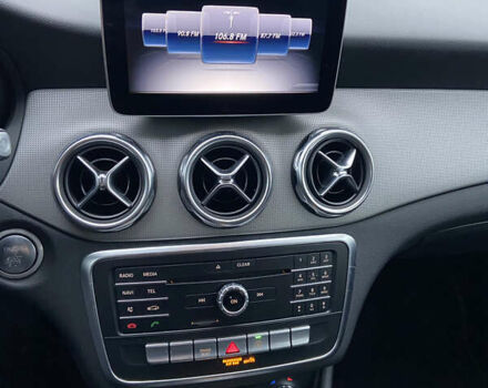 Черный Мерседес ГЛА-Класс, объемом двигателя 1.99 л и пробегом 34 тыс. км за 22400 $, фото 17 на Automoto.ua