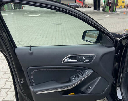 Черный Мерседес ГЛА-Класс, объемом двигателя 1.99 л и пробегом 34 тыс. км за 22400 $, фото 11 на Automoto.ua