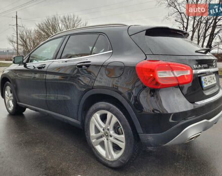 Чорний Мерседес ГЛА-Клас, об'ємом двигуна 1.99 л та пробігом 88 тис. км за 21000 $, фото 7 на Automoto.ua