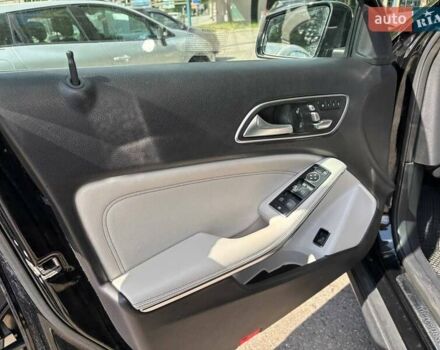 Мерседес ГЛА-Класс 2019 в Полтаве на Automoto.ua Черный Мерседес ГЛА-Класс, объемом двигателя 1.99 л и пробегом 110 тыс. км за 20500 $, фото 21 на Automoto.ua