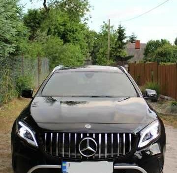 Мерседес ГЛА-Клас 2019 у Києві на Automoto.ua Чорний Мерседес ГЛА-Клас, об'ємом двигуна 2 л та пробігом 89 тис. км за 15300 $, фото 2 на Automoto.ua