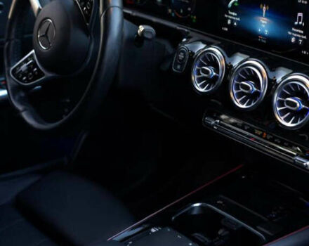 Чорний Мерседес ГЛА-Клас, об'ємом двигуна 2 л та пробігом 97 тис. км за 28200 $, фото 14 на Automoto.ua