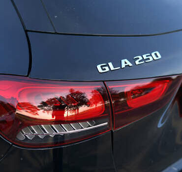 Мерседес ГЛА-Класс 2020 в Владимир-Волынский на Automoto.ua Черный Мерседес ГЛА-Класс, объемом двигателя 2 л и пробегом 95 тыс. км за 33500 $, фото 17 на Automoto.ua