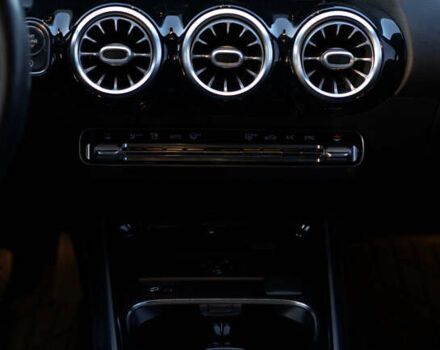 Мерседес ГЛА-Класс 2020 в Владимир-Волынский на Automoto.ua Черный Мерседес ГЛА-Класс, объемом двигателя 2 л и пробегом 95 тыс. км за 33500 $, фото 36 на Automoto.ua