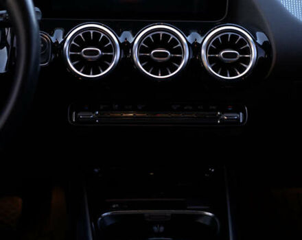 Мерседес ГЛА-Класс 2020 в Владимир-Волынский на Automoto.ua Черный Мерседес ГЛА-Класс, объемом двигателя 2 л и пробегом 95 тыс. км за 33500 $, фото 35 на Automoto.ua