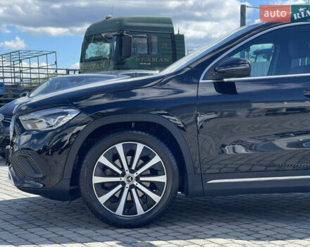 Мерседес ГЛА-Класс 2020 в Мукачеве на Automoto.ua Черный Мерседес ГЛА-Класс, объемом двигателя 1.4 л и пробегом 57 тыс. км за 34500 $, фото 4 на Automoto.ua