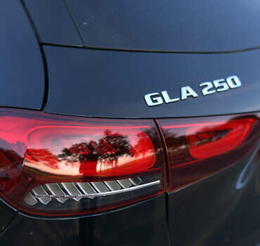 Мерседес ГЛА-Класс 2020 в Владимир-Волынский на Automoto.ua Черный Мерседес ГЛА-Класс, объемом двигателя 2 л и пробегом 95 тыс. км за 33500 $, фото 15 на Automoto.ua