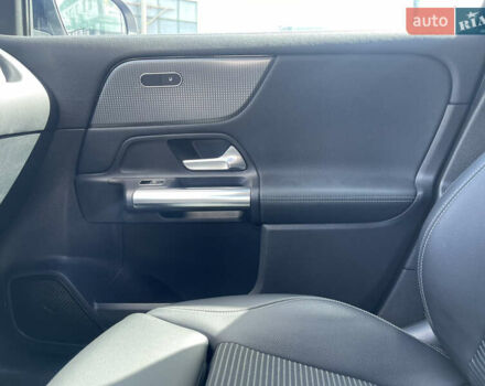 Мерседес ГЛА-Класс 2020 в Мукачеве на Automoto.ua Черный Мерседес ГЛА-Класс, объемом двигателя 1.4 л и пробегом 57 тыс. км за 34500 $, фото 32 на Automoto.ua