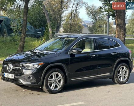 Черный Мерседес ГЛА-Класс, объемом двигателя 1.99 л и пробегом 35 тыс. км за 37000 $, фото 3 на Automoto.ua