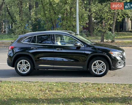 Черный Мерседес ГЛА-Класс, объемом двигателя 1.99 л и пробегом 35 тыс. км за 37000 $, фото 7 на Automoto.ua