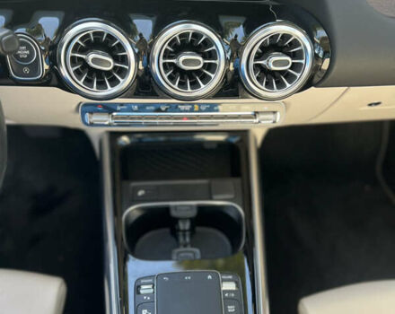 Черный Мерседес ГЛА-Класс, объемом двигателя 1.99 л и пробегом 35 тыс. км за 37000 $, фото 8 на Automoto.ua