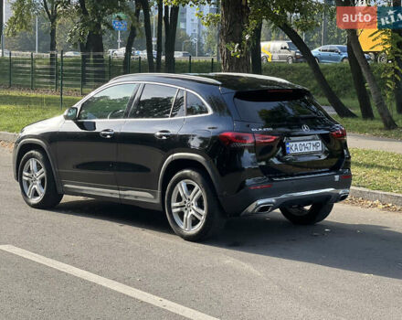 Черный Мерседес ГЛА-Класс, объемом двигателя 1.99 л и пробегом 35 тыс. км за 37000 $, фото 4 на Automoto.ua