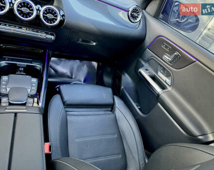 Черный Мерседес ГЛА-Класс, объемом двигателя 1.99 л и пробегом 14 тыс. км за 57900 $, фото 17 на Automoto.ua