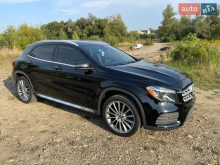 Чорний Мерседес ГЛА-Клас, об'ємом двигуна 2 л та пробігом 50 тис. км за 17500 $, фото 1 на Automoto.ua