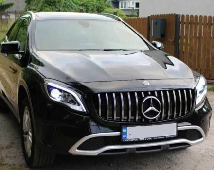 Мерседес ГЛА-Класс 2019 в Киеве на Automoto.ua Черный Мерседес ГЛА-Класс, объемом двигателя 2 л и пробегом 89 тыс. км за 15300 $, фото 1 на Automoto.ua