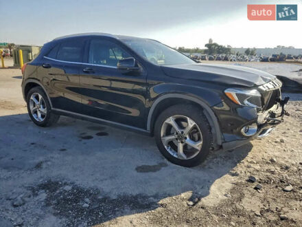 Черный Мерседес ГЛА-Класс, объемом двигателя 1.99 л и пробегом 88 тыс. км за 11500 $, фото 1 на Automoto.ua