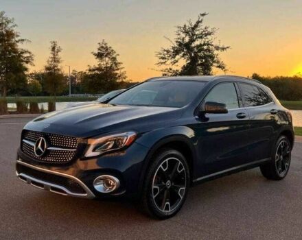 Черный Мерседес ГЛА-Класс, объемом двигателя 2 л и пробегом 35 тыс. км за 5600 $, фото 1 на Automoto.ua