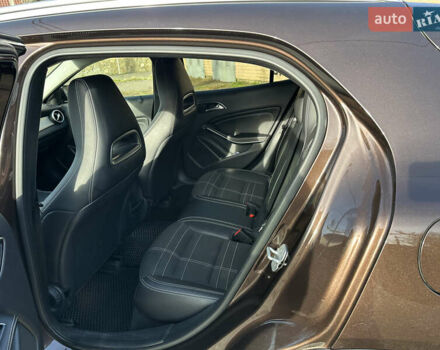 Коричневий Мерседес ГЛА-Клас, об'ємом двигуна 2.14 л та пробігом 98 тис. км за 23600 $, фото 17 на Automoto.ua