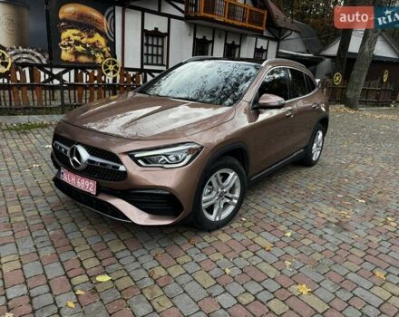 Коричневий Мерседес ГЛА-Клас, об'ємом двигуна 2 л та пробігом 93 тис. км за 29700 $, фото 2 на Automoto.ua