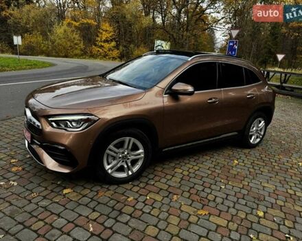 Коричневий Мерседес ГЛА-Клас, об'ємом двигуна 2 л та пробігом 93 тис. км за 29700 $, фото 6 на Automoto.ua
