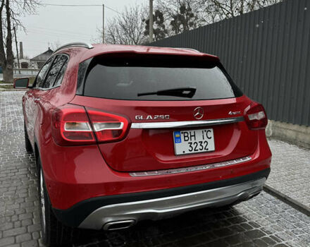 Червоний Мерседес ГЛА-Клас, об'ємом двигуна 1.99 л та пробігом 130 тис. км за 18900 $, фото 4 на Automoto.ua