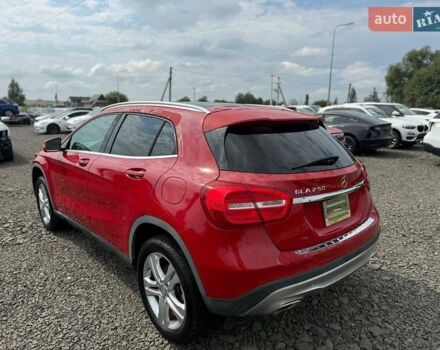 Красный Мерседес ГЛА-Класс, объемом двигателя 2 л и пробегом 77 тыс. км за 10800 $, фото 3 на Automoto.ua