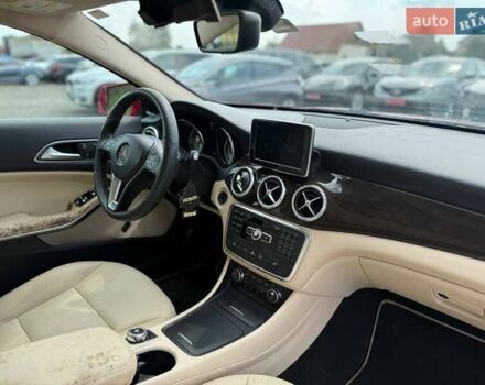 Красный Мерседес ГЛА-Класс, объемом двигателя 2 л и пробегом 77 тыс. км за 10800 $, фото 11 на Automoto.ua