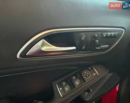 Красный Мерседес ГЛА-Класс, объемом двигателя 1.99 л и пробегом 155 тыс. км за 23200 $, фото 10 на Automoto.ua