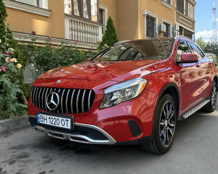 Красный Мерседес ГЛА-Класс, объемом двигателя 1.99 л и пробегом 111 тыс. км за 17800 $, фото 9 на Automoto.ua