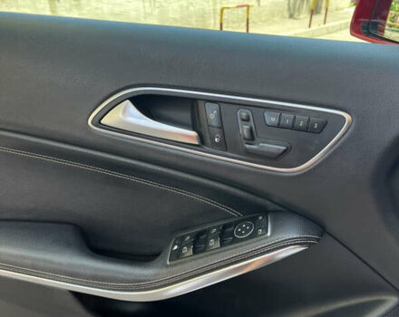 Красный Мерседес ГЛА-Класс, объемом двигателя 1.99 л и пробегом 111 тыс. км за 17800 $, фото 17 на Automoto.ua