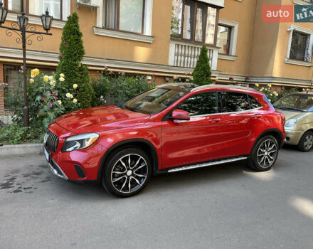 Красный Мерседес ГЛА-Класс, объемом двигателя 1.99 л и пробегом 111 тыс. км за 17800 $, фото 8 на Automoto.ua