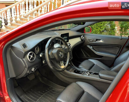 Красный Мерседес ГЛА-Класс, объемом двигателя 1.99 л и пробегом 111 тыс. км за 17800 $, фото 16 на Automoto.ua