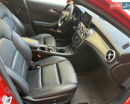 Красный Мерседес ГЛА-Класс, объемом двигателя 1.99 л и пробегом 111 тыс. км за 17800 $, фото 18 на Automoto.ua