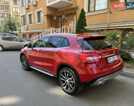 Красный Мерседес ГЛА-Класс, объемом двигателя 1.99 л и пробегом 111 тыс. км за 17800 $, фото 2 на Automoto.ua