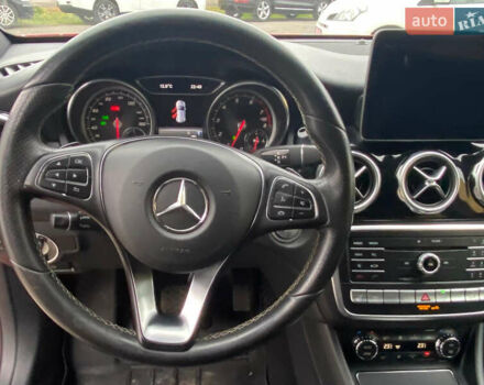 Красный Мерседес ГЛА-Класс, объемом двигателя 2 л и пробегом 139 тыс. км за 21500 $, фото 15 на Automoto.ua