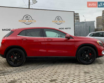 Красный Мерседес ГЛА-Класс, объемом двигателя 2 л и пробегом 139 тыс. км за 19999 $, фото 5 на Automoto.ua