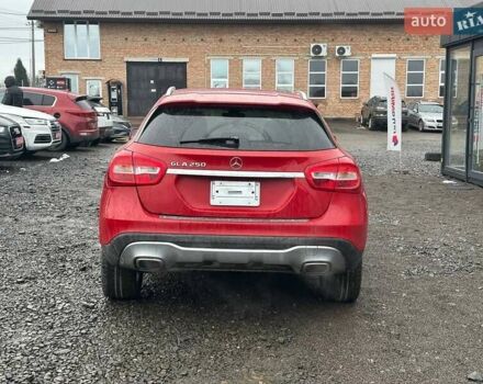 Красный Мерседес ГЛА-Класс, объемом двигателя 1.99 л и пробегом 215 тыс. км за 10900 $, фото 2 на Automoto.ua