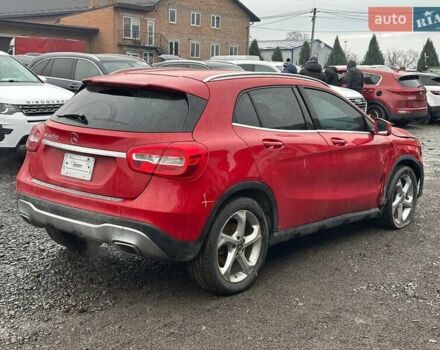 Красный Мерседес ГЛА-Класс, объемом двигателя 1.99 л и пробегом 215 тыс. км за 10900 $, фото 3 на Automoto.ua