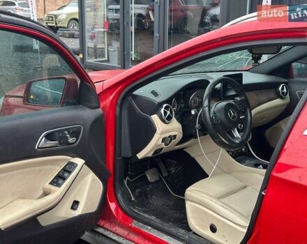 Красный Мерседес ГЛА-Класс, объемом двигателя 1.99 л и пробегом 215 тыс. км за 10900 $, фото 9 на Automoto.ua
