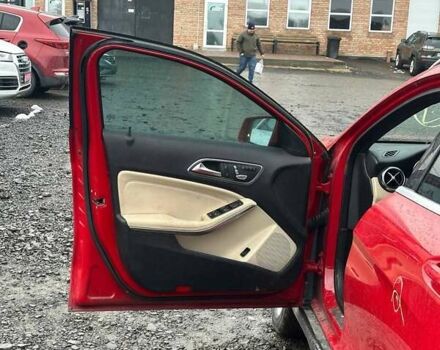 Красный Мерседес ГЛА-Класс, объемом двигателя 1.99 л и пробегом 215 тыс. км за 10900 $, фото 11 на Automoto.ua