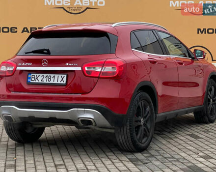 Красный Мерседес ГЛА-Класс, объемом двигателя 2 л и пробегом 139 тыс. км за 21500 $, фото 7 на Automoto.ua