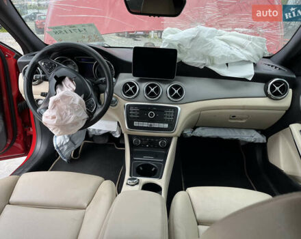 Красный Мерседес ГЛА-Класс, объемом двигателя 0 л и пробегом 133 тыс. км за 9200 $, фото 14 на Automoto.ua