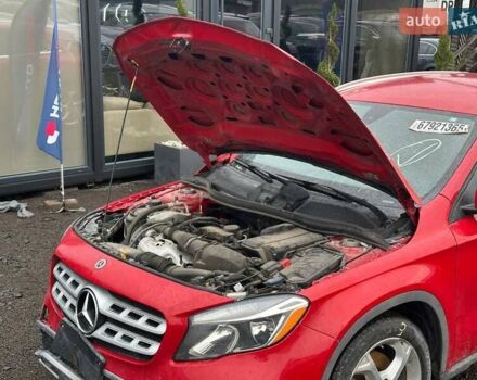 Красный Мерседес ГЛА-Класс, объемом двигателя 1.99 л и пробегом 215 тыс. км за 10900 $, фото 23 на Automoto.ua