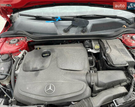 Красный Мерседес ГЛА-Класс, объемом двигателя 0 л и пробегом 133 тыс. км за 9200 $, фото 15 на Automoto.ua