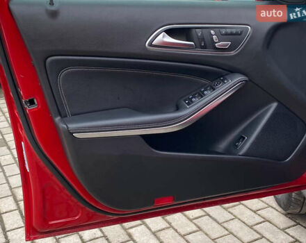 Красный Мерседес ГЛА-Класс, объемом двигателя 2 л и пробегом 139 тыс. км за 21500 $, фото 26 на Automoto.ua