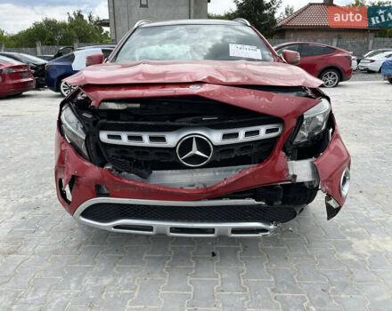 Красный Мерседес ГЛА-Класс, объемом двигателя 0 л и пробегом 133 тыс. км за 9200 $, фото 5 на Automoto.ua