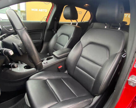 Красный Мерседес ГЛА-Класс, объемом двигателя 2 л и пробегом 139 тыс. км за 21500 $, фото 22 на Automoto.ua